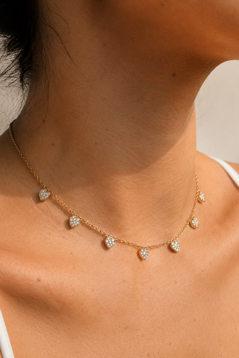Lovestruck Dainty Heart Choker