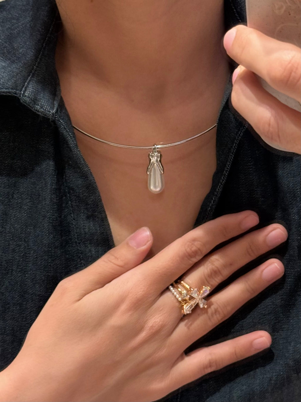 Pearl drop necklace